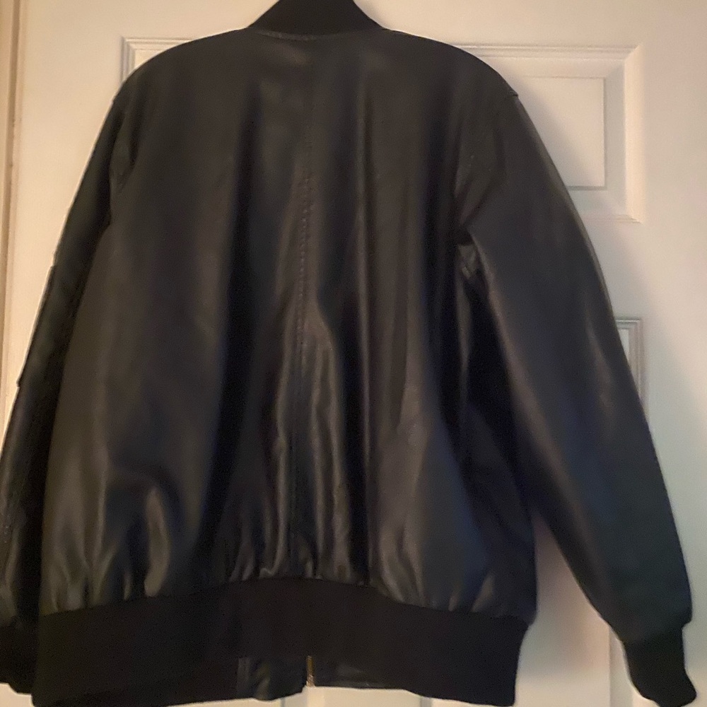 Leather jacket - Picture 4 of 4